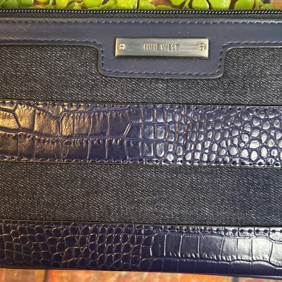 Nine West Denim Clutch Wristlet Croc Embossed Vegan Leather - Picture 2 of 6
